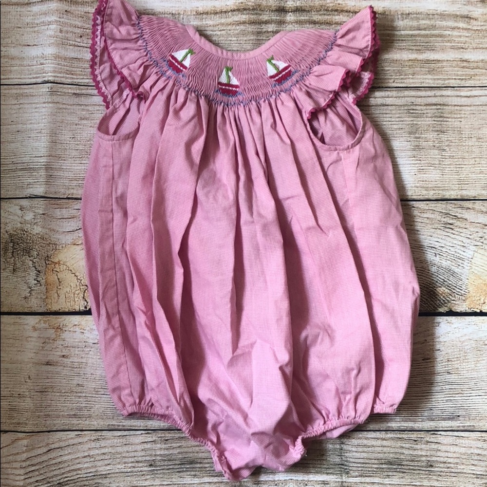 Smocked Sailboat Bubble 24 m